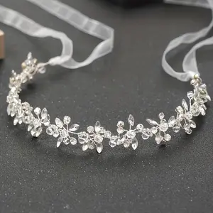 Elegant Fashion Headband — A Beautiful Crystal Bridal Headpiece, Stylish Wedding Hair Accessory, Hand-Woven, Sparkling Gemstones, Floral Design, Suitable for Special Occasions and Celebrations