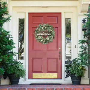 Green eucalyptus wreath with welcome sign, 20-inch artificial spring/summer white berries, suitable for front doors, walls, windows, holidays, farmhouses, porches, patios, and garden decorations. White and green.