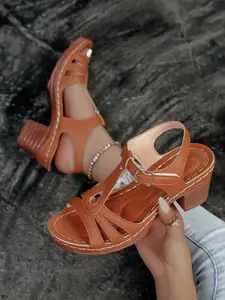2026 Summer New Sandals Open Toe Platform Comfortable Breathable Design Fashion Casual Shoes Versatile Daily Wear PU Sole