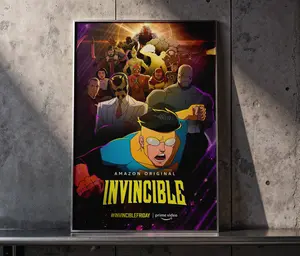 Frameless Art Poster: "Invincible Battle-Worn" – A Essential for Comic Book Aficionados.Ideal for Decking Out Gaming Rooms, Lounges, and as a Stunning Piece in Collectors' Display