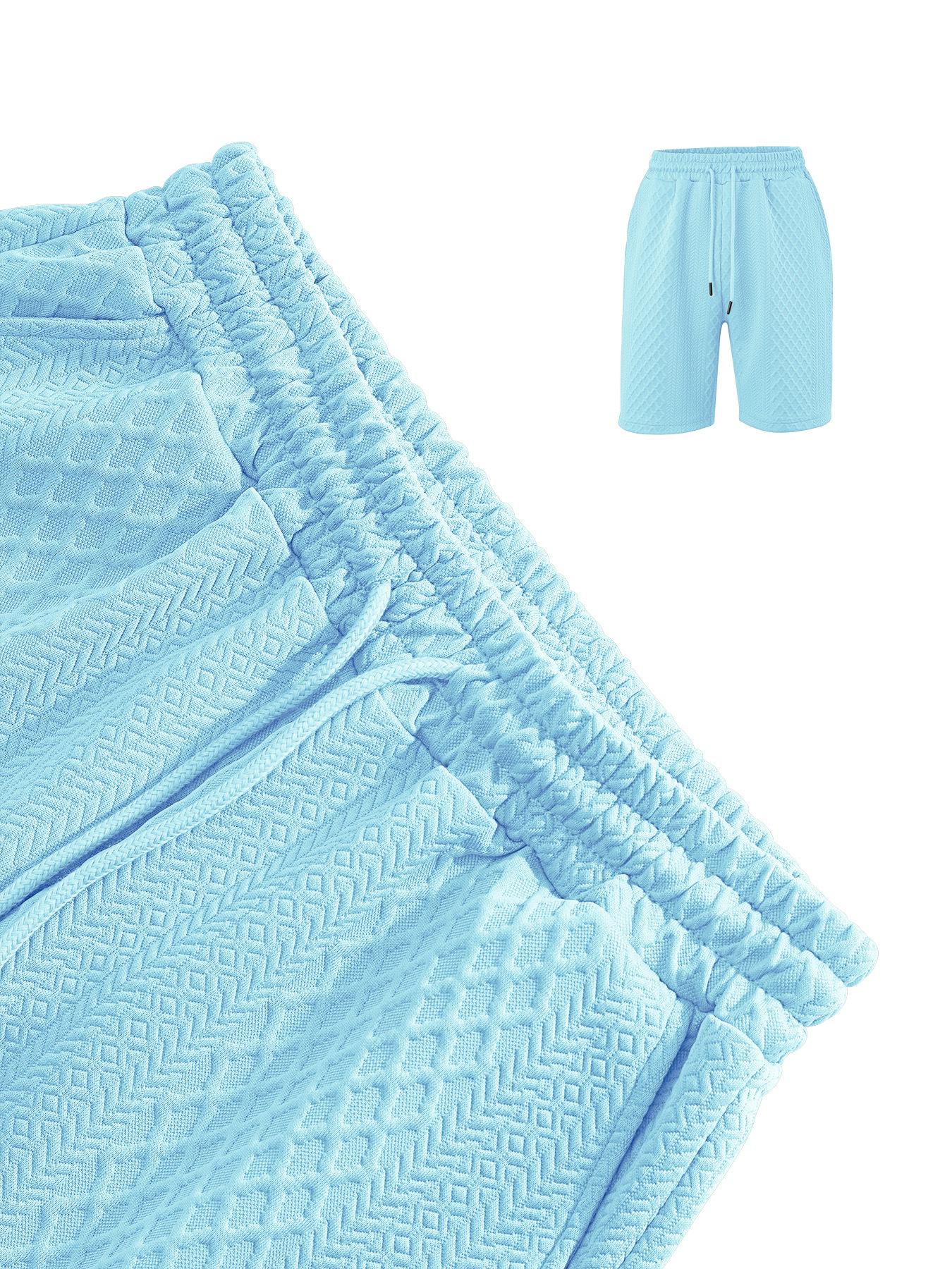 Men’s knit two-piece set: short-sleeve polo shirt and drawstring shorts. Casual summer menswear, available in multiple colors; solid colors are versatile, with a relaxed, comfortable style.