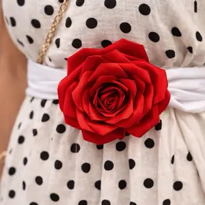 Maxi rose flower brooch versatile fashion accessory