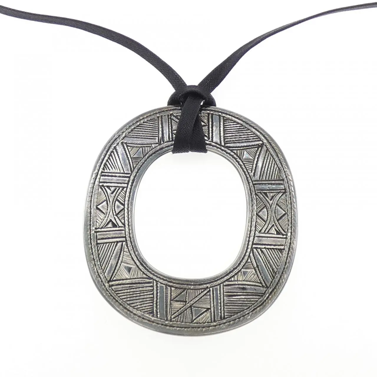 Pre-owned HERMÈS Sterling Silver 925 (Ag925) Small Leather Goods Hermes Touareg 925 Silver Necklace