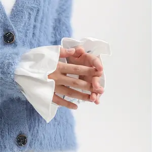 2pcs Ruffles Simple White Cuffs Trumpet Shaped Sleeve Button Casual Fake Cuff Women Clothing Accessories Wrist Wrap Cuffs