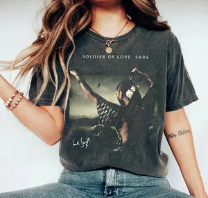 Sade Adu Unisex Tshirt, 90s Sade shirt, Sade Adu Bootleg Tee, Sade Concert Shirt, Sade Gifts for Men Women Unisex Tee