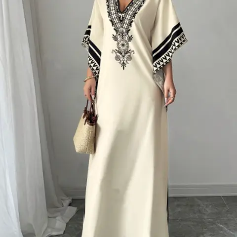 Women's Muslim Fashion V-Neck Batwing Sleeve Long Dress, Caftan, Arabian Dress, Kaftan Dress, Ethnic Pattern Loose-Fitting Dress, Casual Wear, Modest Style, Modesty Muslim Clothing, Modest Clothes, Women's Gowns for All Seasons