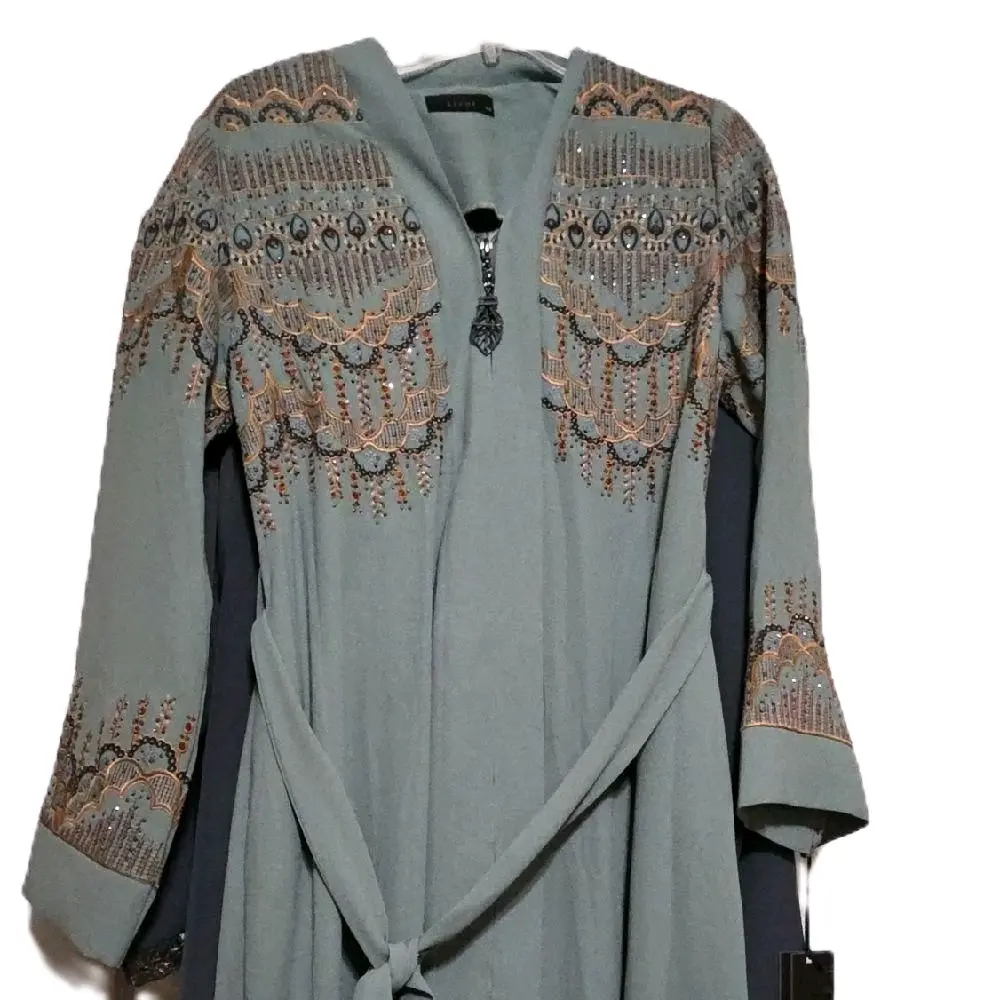 Turkish Abaya> Muslim Woman