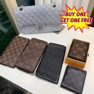 Pre-owned leather Shoulder Bags buy one get one free Chanel classic flap caviar grey shoulder bag &wallet