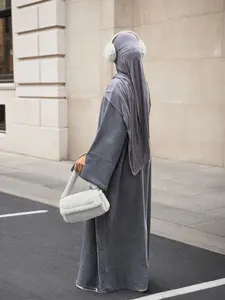 Women's Loose-Fit Long Robe, Plain Woven Fabric, Elegant Fall & Winter Islamic Clothing, Modest Muslim Outfits, Perfect for Casual Wear