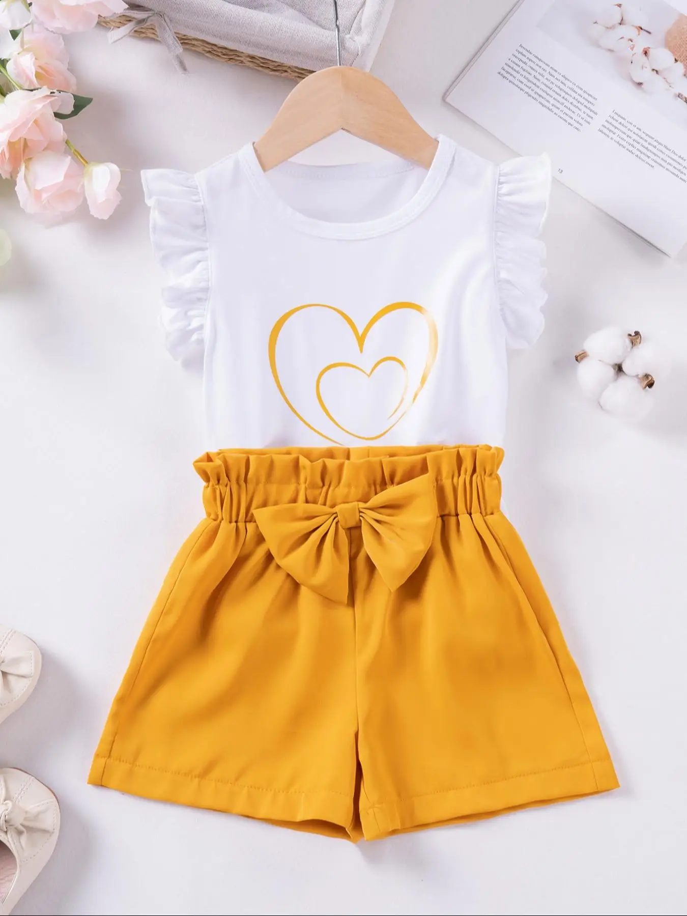 Girl's Heart Print Butterfly Sleeve Tee & Bow Decor Shorts Two-Piece Set, Casual Round Neck T-shirt & Shorts for Summer, Kids Clothes for Daily Wear,