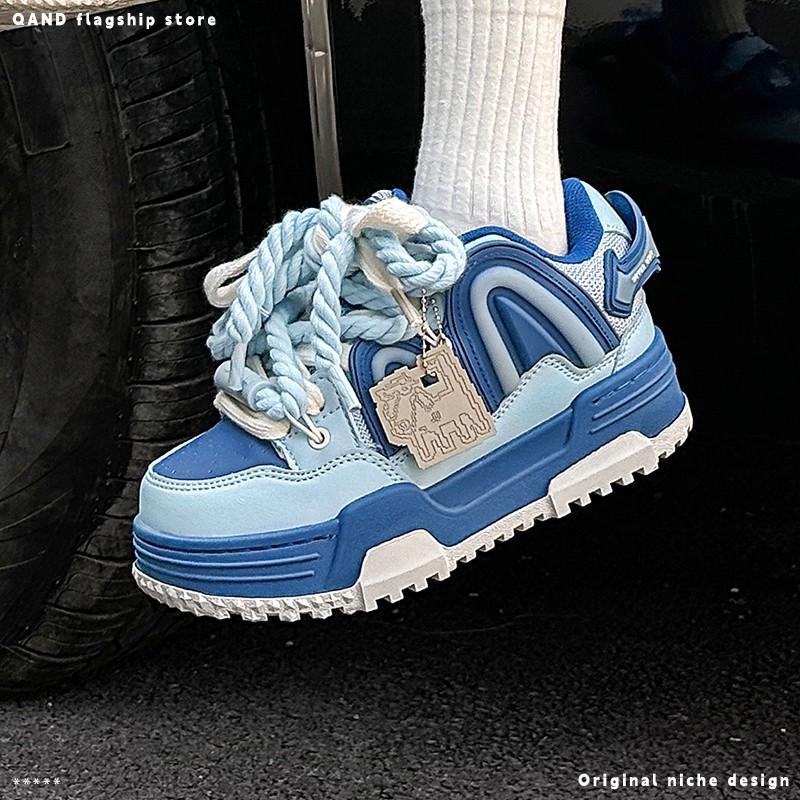 Q-AND Fashionable and Versatile Casual Sporty Skate Shoes Color-block Height-increasing street-style Sweet and Edgy Style Non-slip sole Breathable School-style Warm-keeping Thick sole Couple style Bread-style sneakers