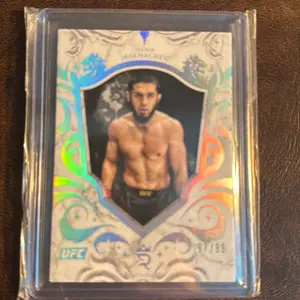 2025 Topps, UFC royalty Islam Makhachev 67/99 single card