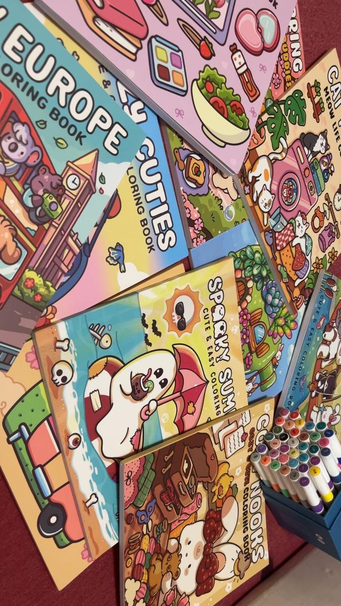 Item: 12 coloring books + 36-color markers, 36 colors