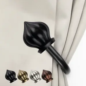 Primrose Holdback Pair