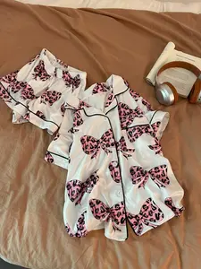 Women's Two-Piece Sleepwear Set, Short Sleeve Button-Up Top & Loose Shorts, Cartoon Bowknot Print, Night Wear & Casual Use