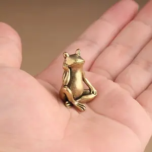 Handcrafted Brass Frog Sculpture, Vintage-Inspired Meditative Pose, Polished Metal Home Decor, Unique Gift for Collectors and Nature Lovers