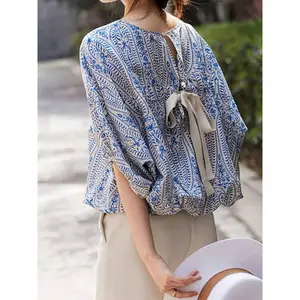 Elegant paisley print short-sleeve shirt, lantern sleeve round neck design - loose fit, polyester material, women's floral pattern, suitable for spring and summer outings and outdoor wear|     Lantern sleeve shirt|     Printed shirt, women's vacation shir