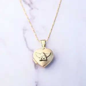 14K Solid Gold Vintage Heart Locket Necklace – Angel Cherub Keepsake Pendant