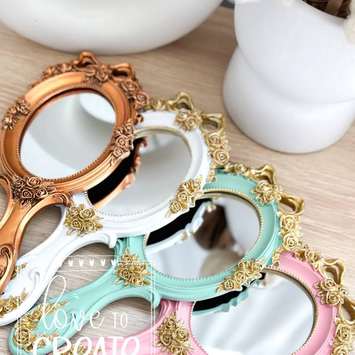 Vintage Mirror with Attractive Design and High Quality Vintage Mirror with Attractive Design and High Quality