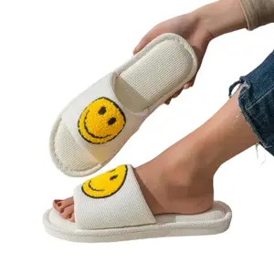 Buy one get one free, Smiley face design Retro Plush slippers for women, men, girls Cute cartoon indoor/outdoor sandals, yellow/Skin tone/red/purple (2 pieces)