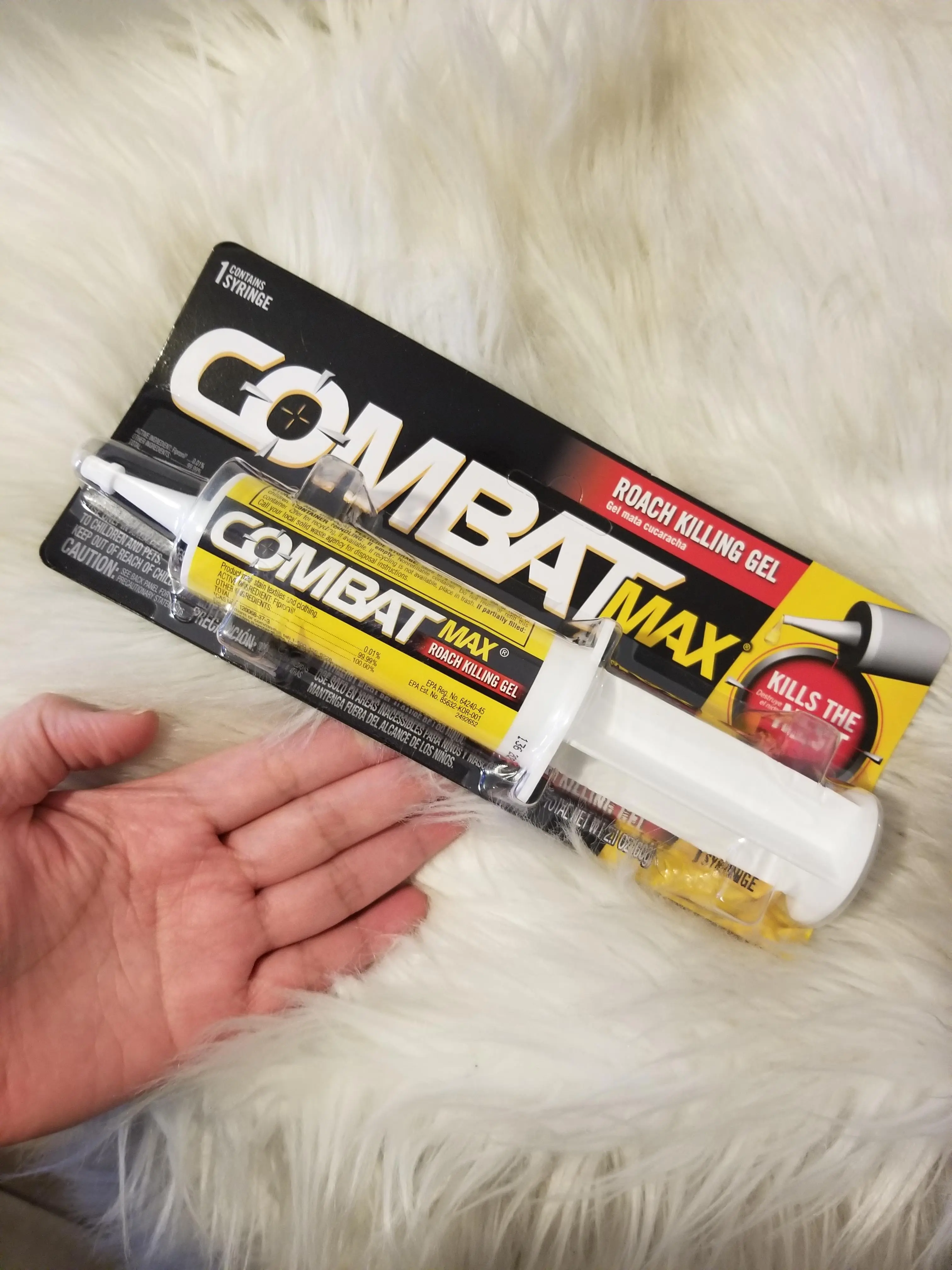 Combat Max Roach Killing Gel for Indoor and Outdoor Use, 1 Syringe, 2.1 Ounce (Pack of 1)