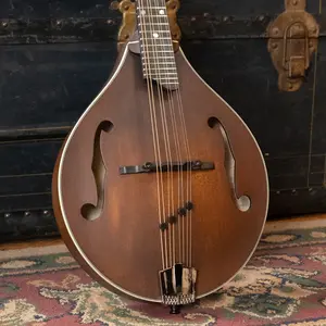 Eastman MD305 Spruce/Maple A-Style Hand-Carved Mandolin #3321