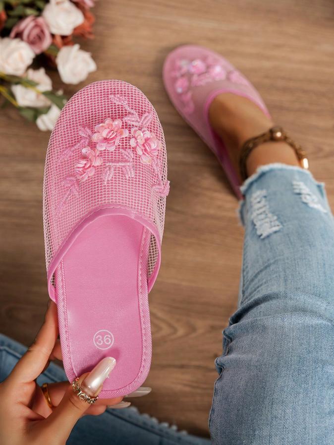 Women's Floral Beaded Mesh Chinese Slippers