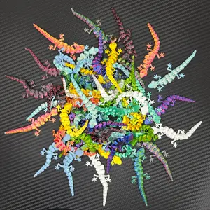 3D printed gecko figurine toy set, with movable joints, made of PLA material, fun and stress-relieving home decorations, cool room ornaments, suitable for birthday gifts, classroom rewards, carnival prizes, and Halloween decorations.