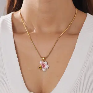 Floral Pendant Necklace Stainless Steel Gold Plated Enamel Bee Flower Insect Pendant Jewelry Clavicle Chain