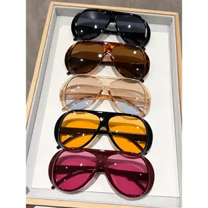 5 Pairs Y2K Street Style Women's Plastic, Trendy Casual Sunglasses, Perfect for Beach Vacations, Driving and Night Out, Stylish Accessories for Every Occasion