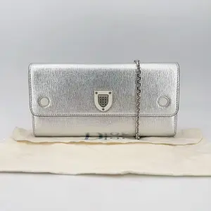 Pre-owned DIOR leather Shoulder Bags Christian Goatskin Diorever Wallet On Chain Argent