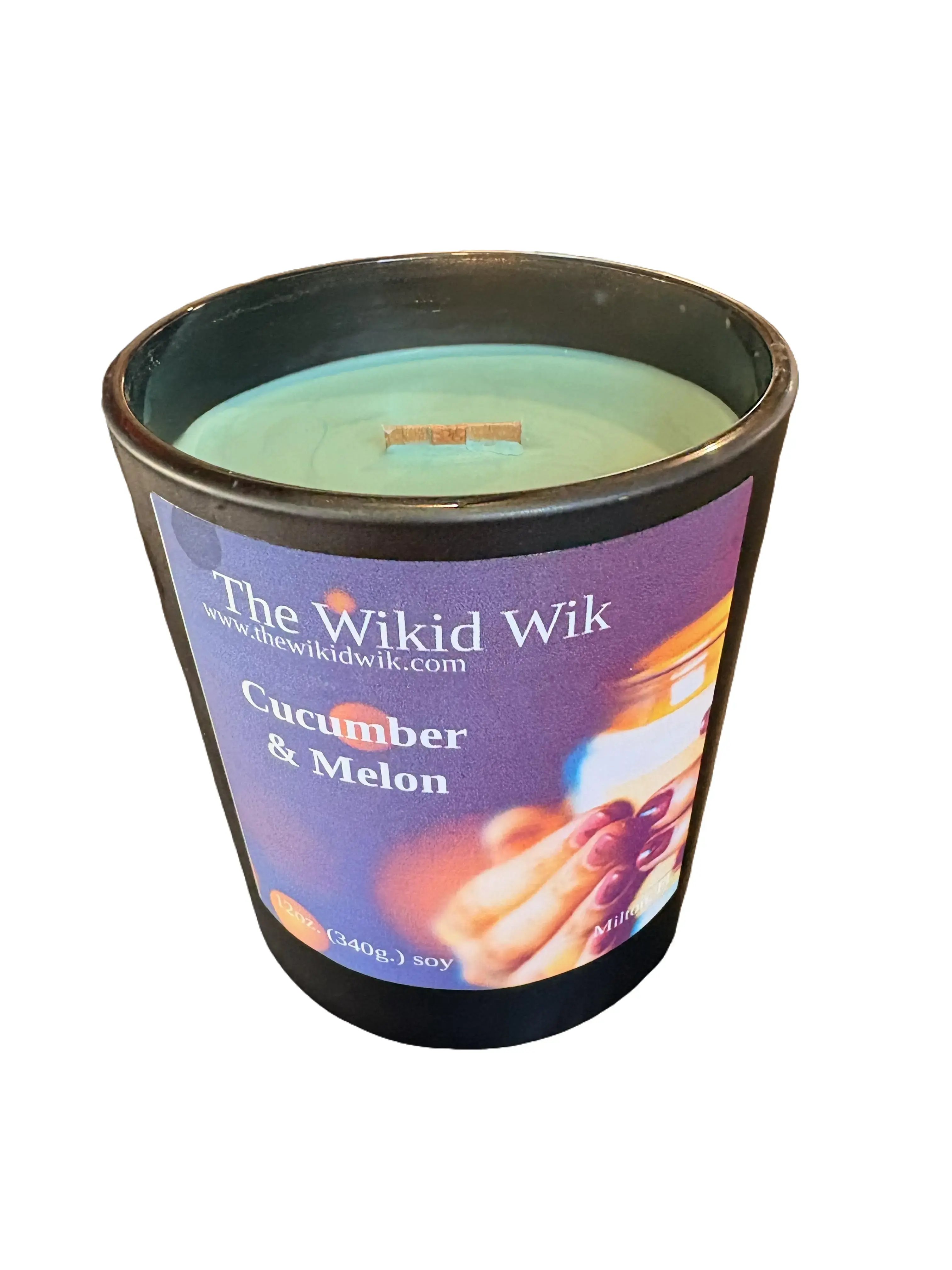 Cucumber & Melon - Scented Soy Candle (NEW)...Fresh, crisp, and effortlessly clean — like cool cucumber and ripe melon on a sunny day.