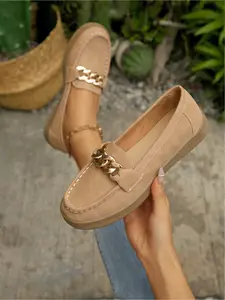 Women's new plus-size round-toe Slip on flats with metal buckle decoration, stylish and simple casual shoes for daily commuting and outdoor wear
