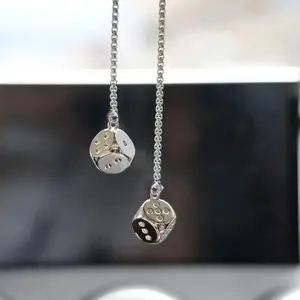 Creative Dice Design Car Pendant, Car Rearview Mirror Hanging Ornament, Car Interior Decoration Accessories for Car, SUV, Truck, Car Trinkets