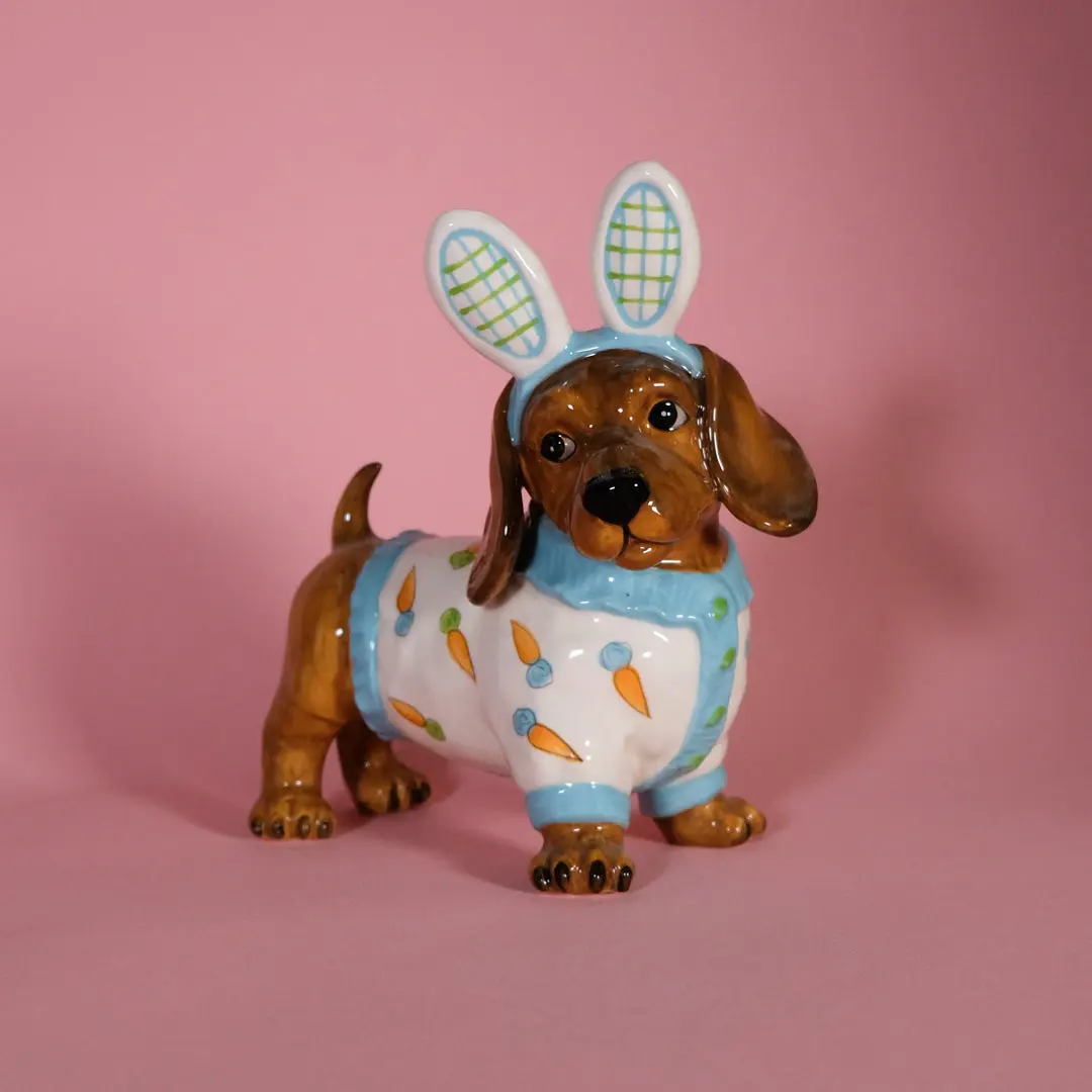 Dashing in Carrots Dachshund Figurine