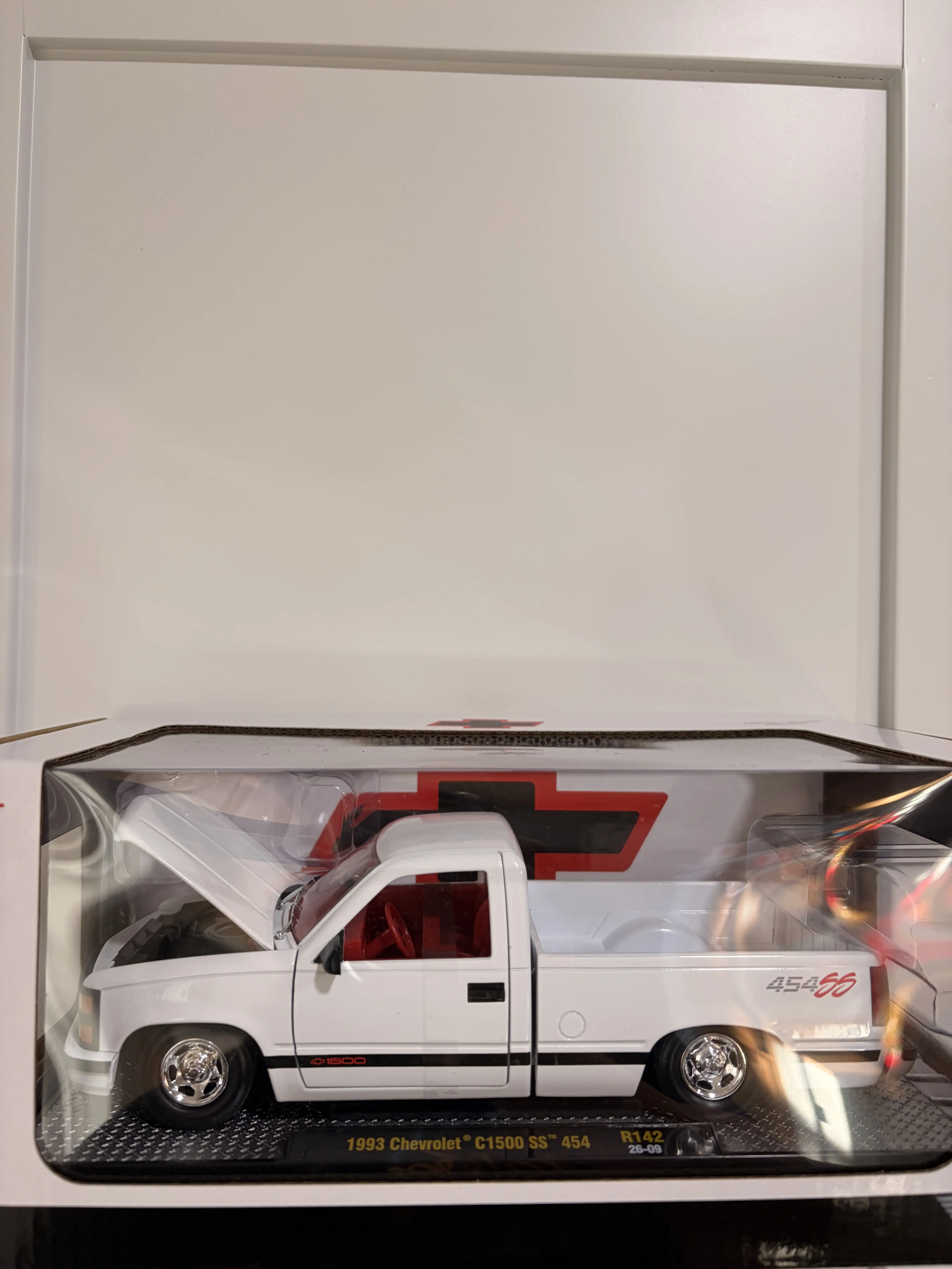 Diecast 1993 Chevrolet C1500 SS 454