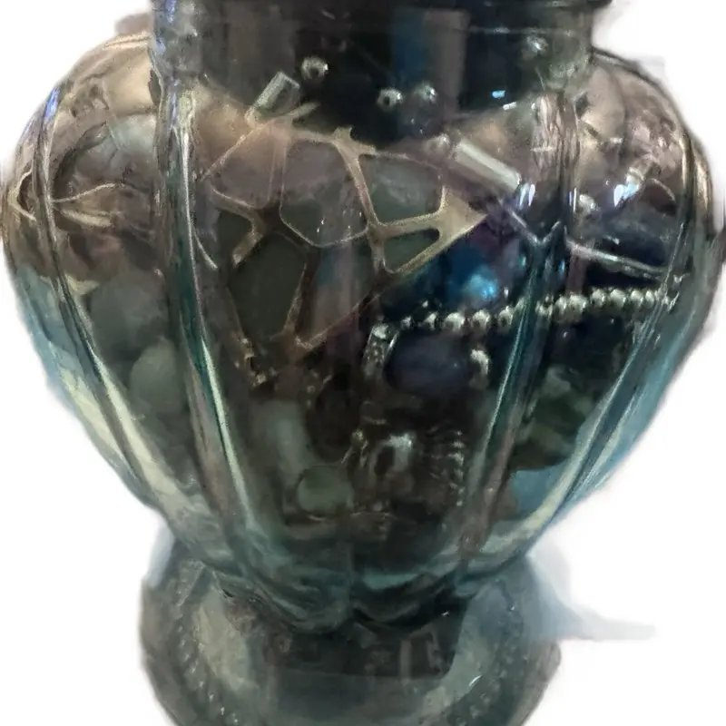 Jewelry jar 552 with a nautical or beach theme
