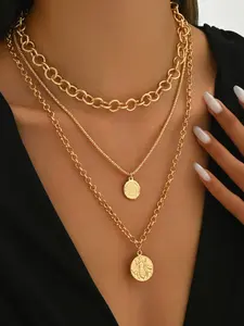 Three-Layer Bee Coin Necklace for Women, Y2K Style American Vintage Choker, Cool Fashion Accessory, Trendy Lockbone Chain