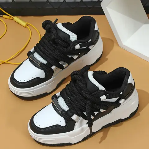 Men's Fashion Colorblock Lace Up Street Low Top Skate Shoes, 2024 New Style Casual Comfortable Breathable Athletic Sports Shoes, Trendy All-match Stylish Sneakers for Daily Wear, Fashionable Casual Sneakers