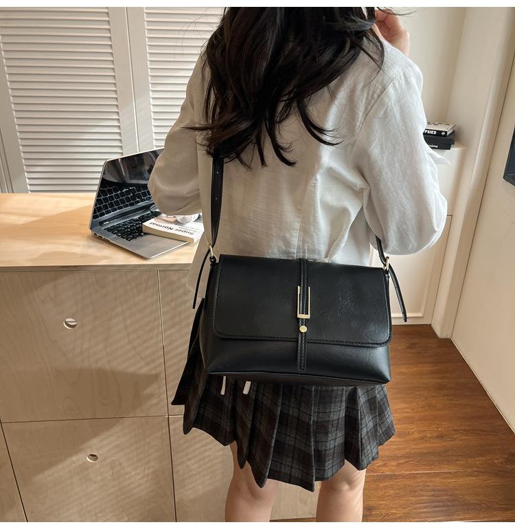 Vintage French Style Women’s Work Bag | Chic Commuter Shoulder & Crossbody Square Handbag | Elegant Minimalist Designer Purse | Versatile Everyday Fashion Bag