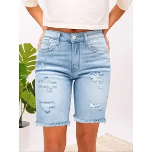 Women's Ripped Button Fly Denim Shorts, Street Fashion Raw Hem Pocket Denim Shorts for Daily Holiday Vacation Wear, Ladies Bottoms for Summer