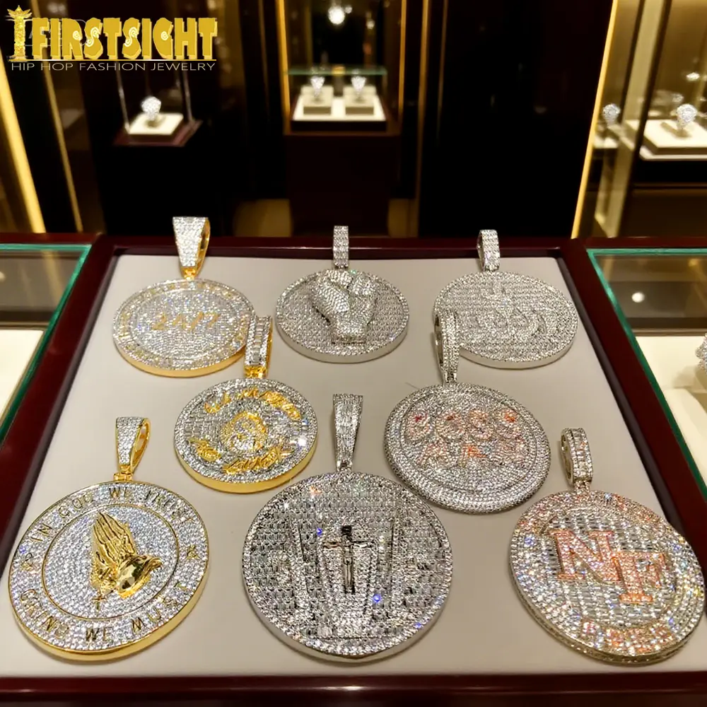New Iced Out Bling Round Letter Pendant Necklace Gold Color CZ Cubic Zirconia Badge Charm Men Fashion Hip Hop Jewelry