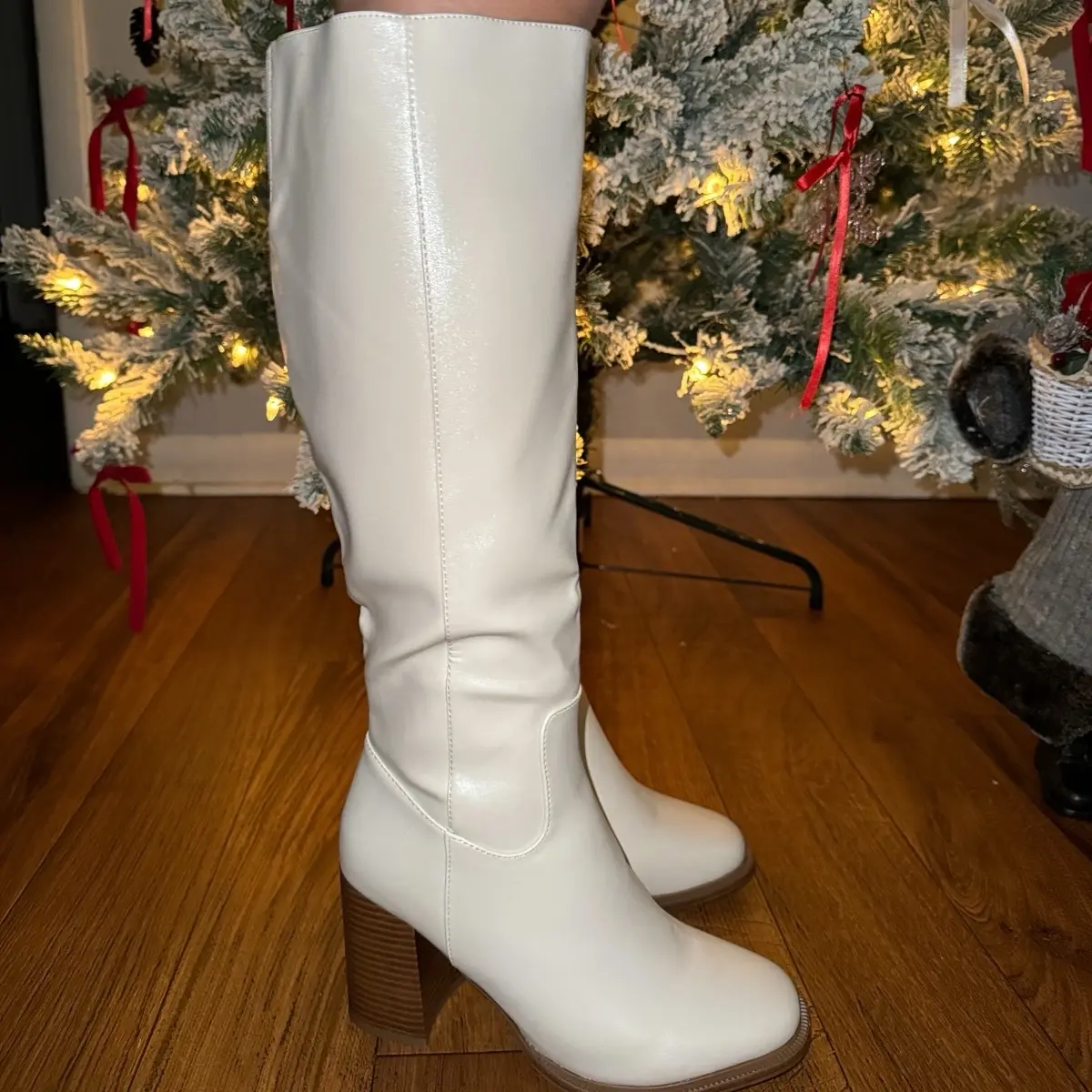 Paris  Boot  - Women's Footwear with Elegant Design and Comfortable Fit - Girl