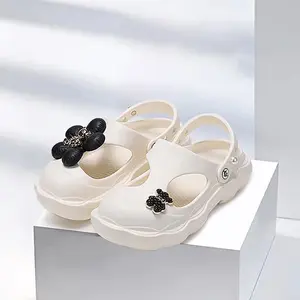 Diamond-Embossed Cross Clog Band - Women's Lightweight & Non-Slip Cellular Plastic Footwear with Flower Accent, Versatile Design
