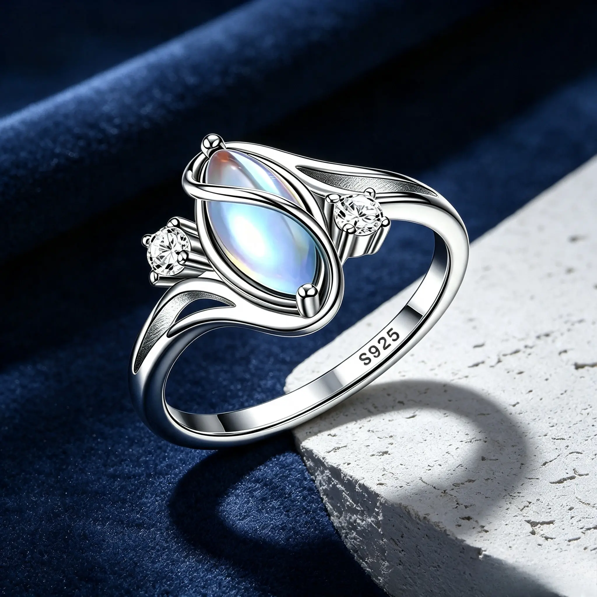 Exquisite 925 Sterling Silver Mood Ring for Women, Color Changing Oval Moonstone Solitaire Ring, Vintage Victorian Style, 18K White Gold Plated Handmade Trendy Fashion Jewelry Gift