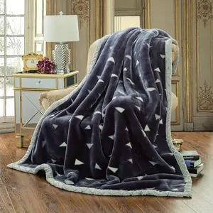 Triangle Pattern Thick Double Flannel Blanket, 1 Count Soft Comfortable Warm Throw, Air-conditioned Room Blanket, Warm Nap Blanket for Home & Office