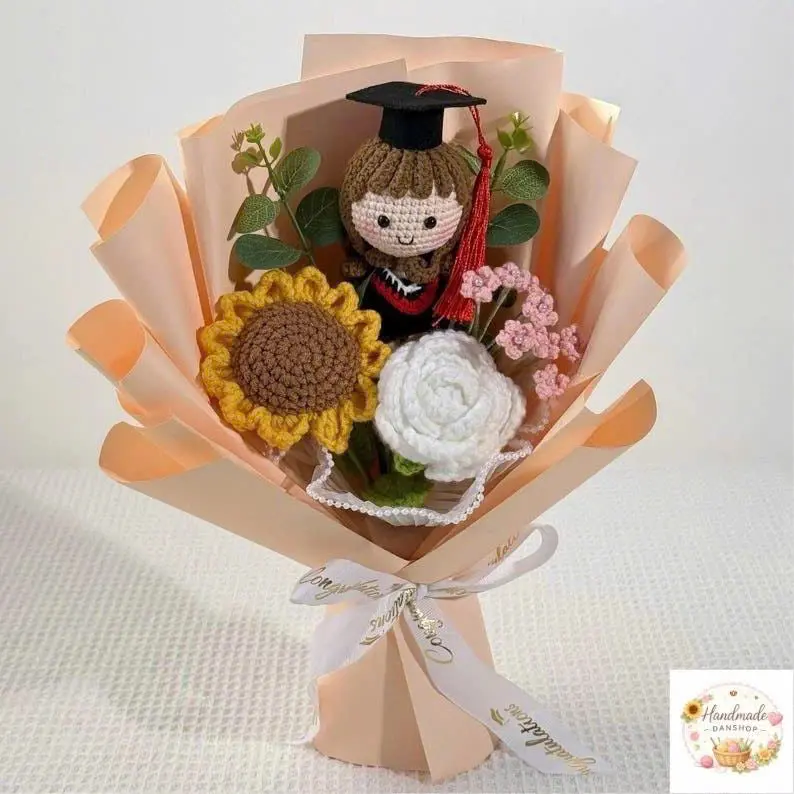 Class of 2026 Graduation Flower Bouquet Gift for Her, Handmade Congrats Grad Flowers, Cute Graduation Ceremony Present