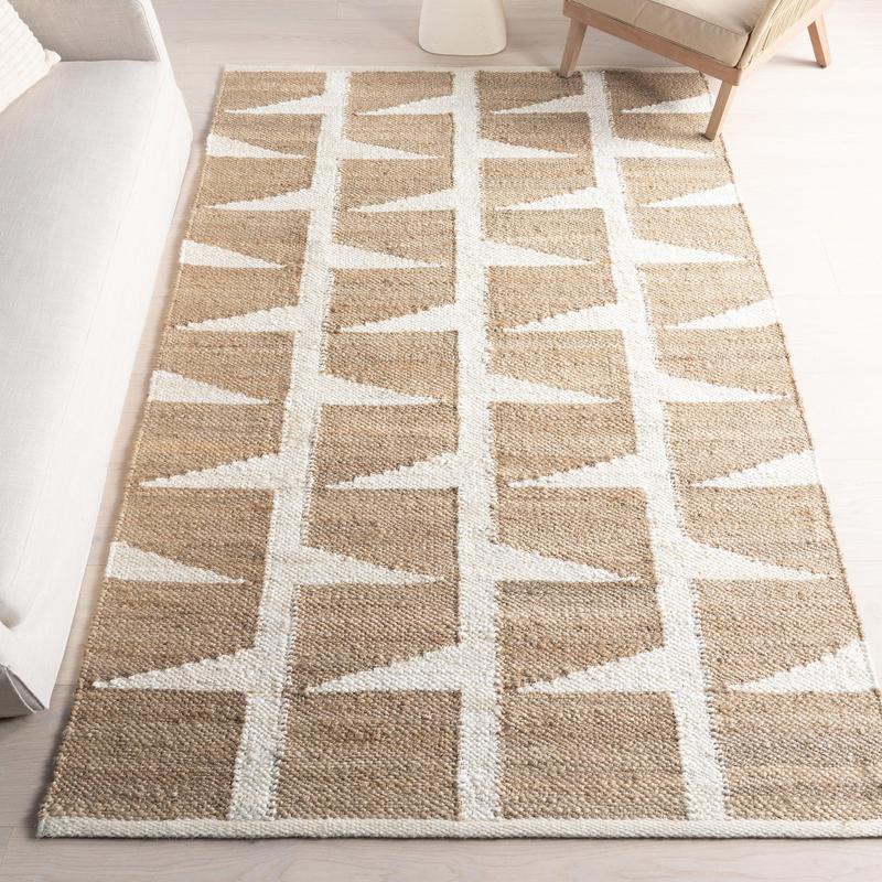 Esti Geometric Jute Area Rug