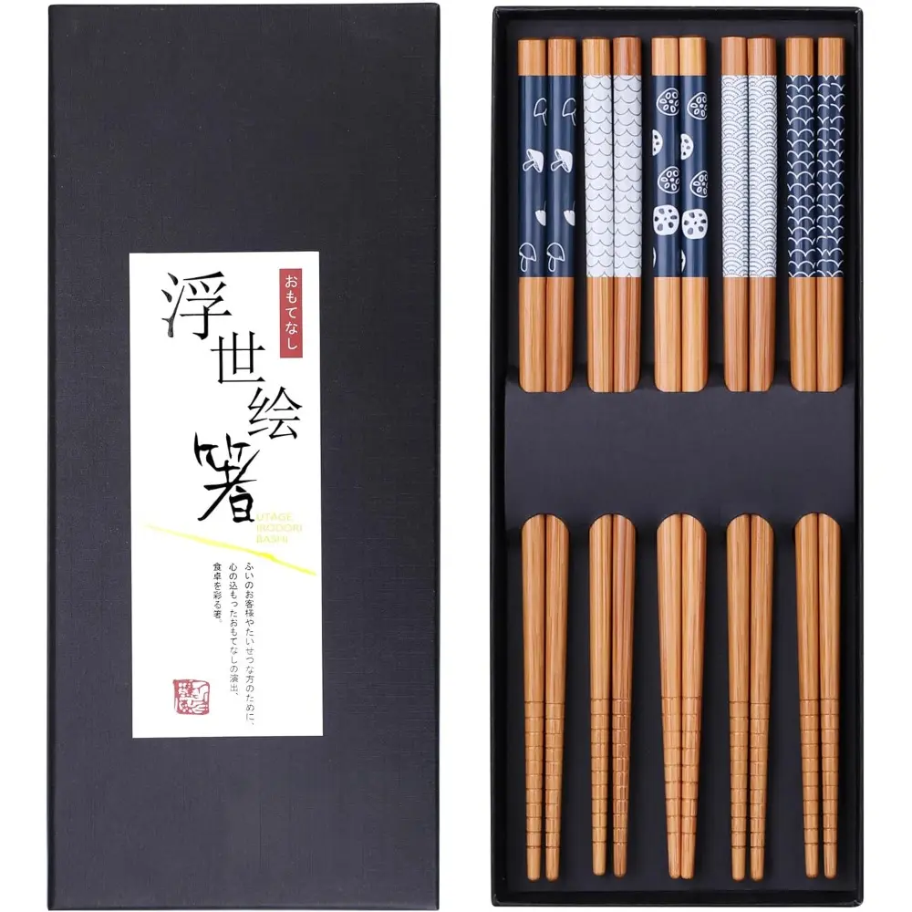 Adult 5-Pairs Natural Wood Bamboo Chopsticks Set - 8.8 in/22.5 cm Lightweight Non-Slip Carving Style, Black Light Feature, Plant-Themed Tableware, Lunar New Year Gift, Lotus Root Motifs, Everyday Kitchen Cutlery