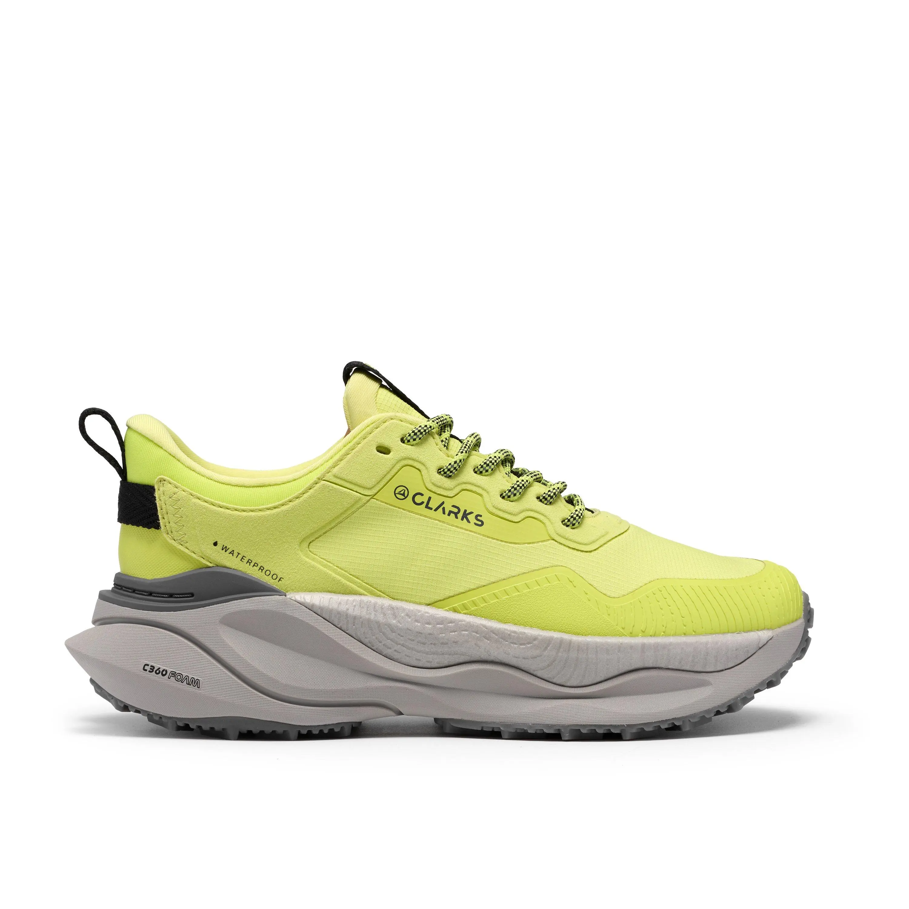 Clarks Womens PaceTrailGoWP. Sneakers